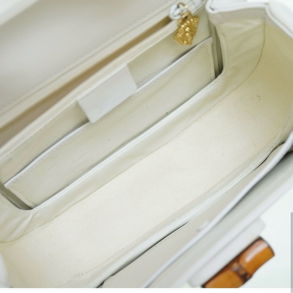 Purse - Picture 3 of 4